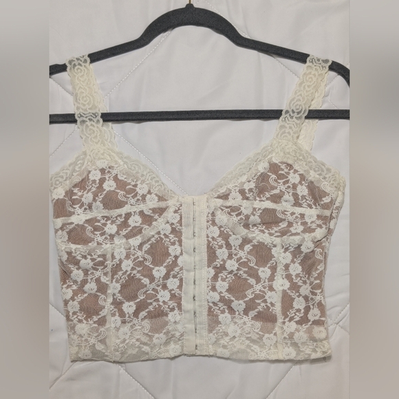 Tiger Mist Lace Crop Top in Cream and White - Picture 2 of 7